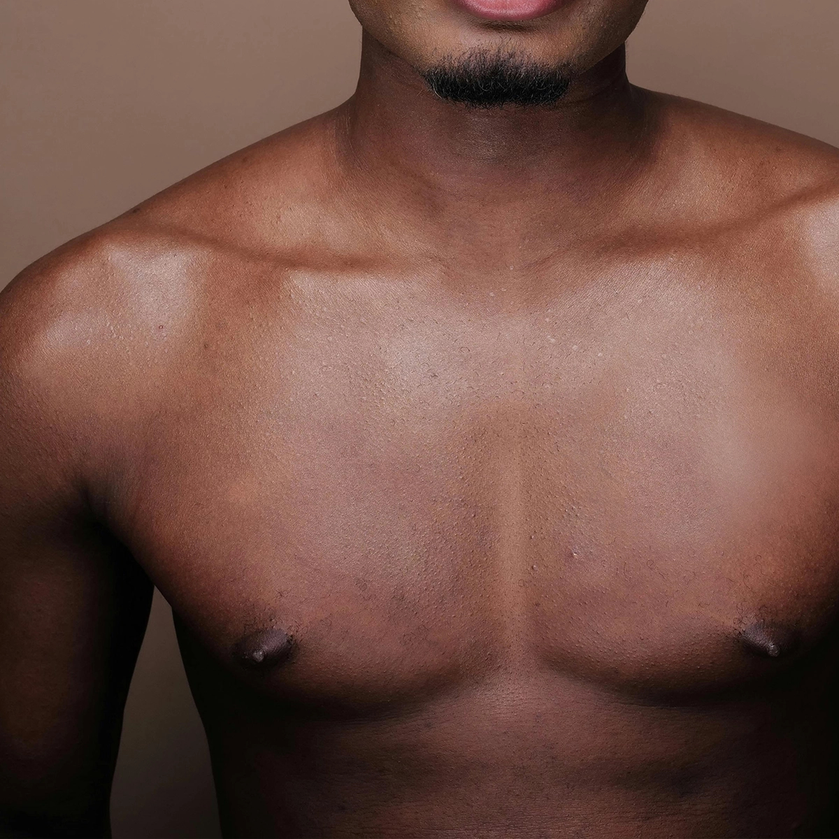 mens-chest-wax